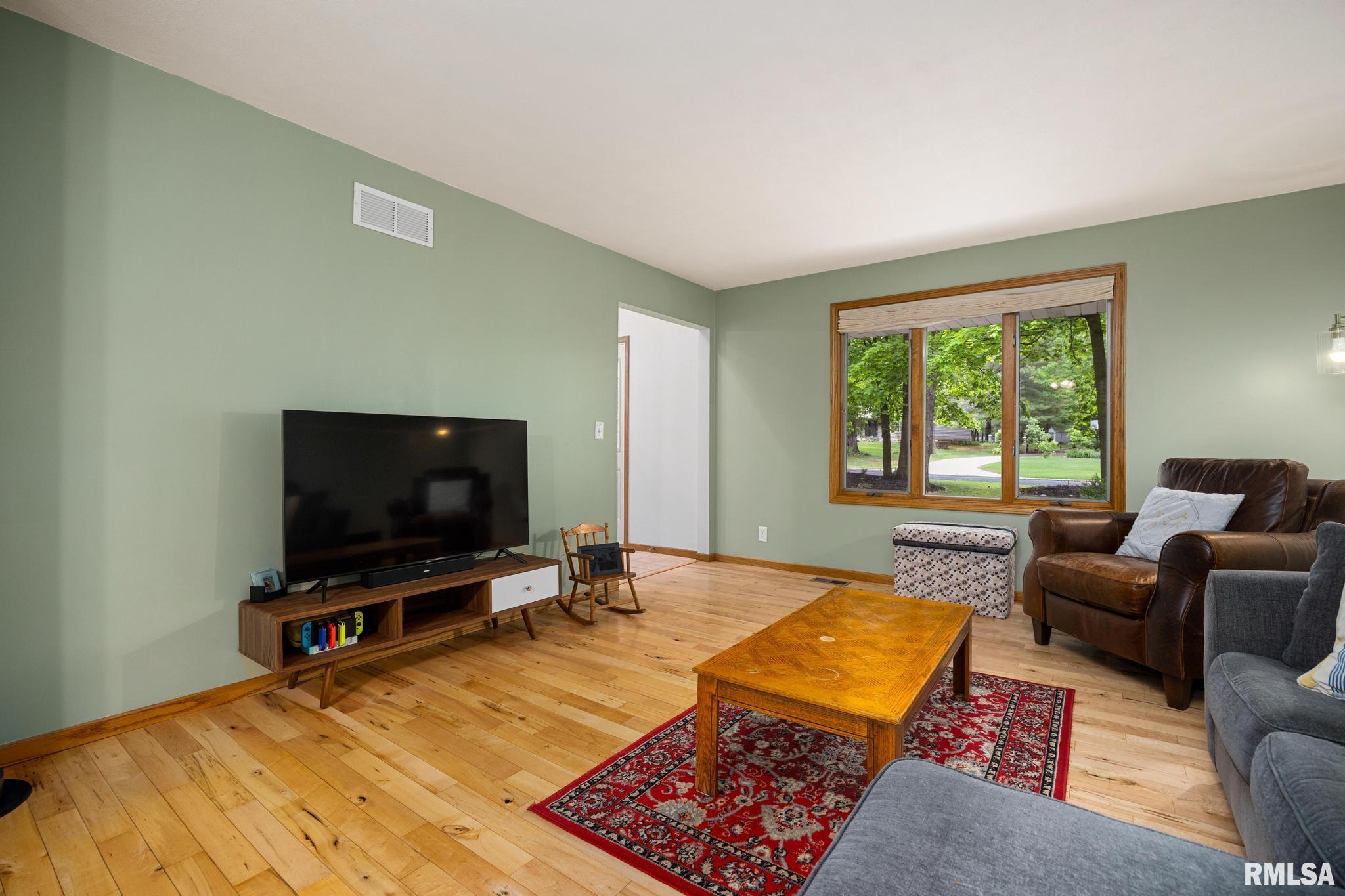 12227 Wood Ridge Court Dunlap, IL 61525 - Photo 10 of 54