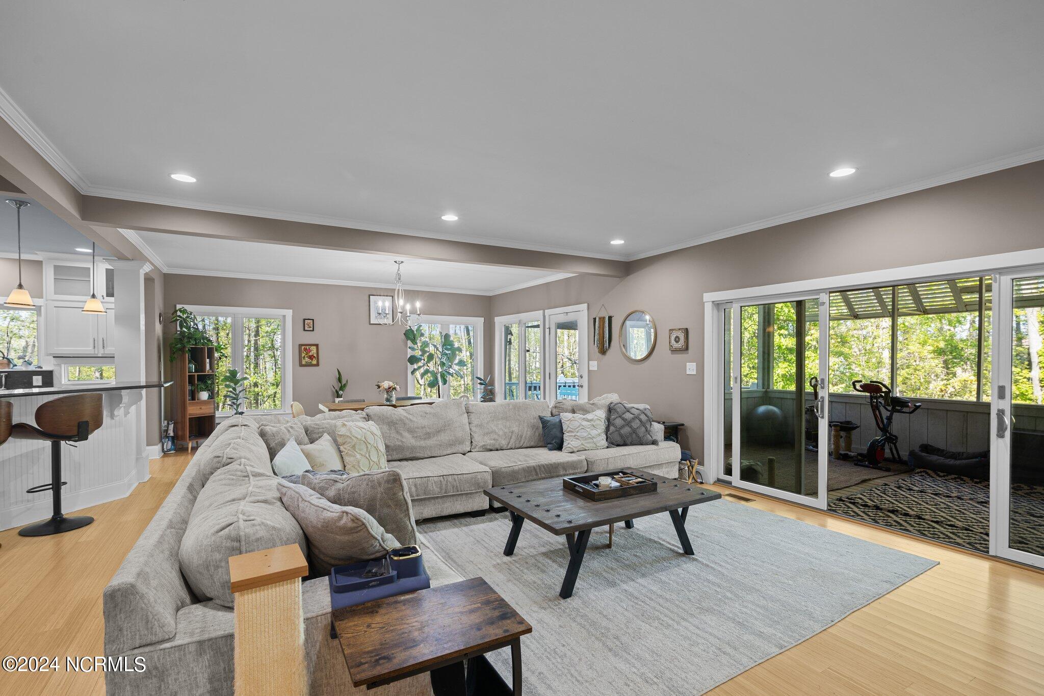 73 Edgewater Beach Road Washington, NC 27889 - Photo 15 of 65 50-web-or-mls-BLS_0105