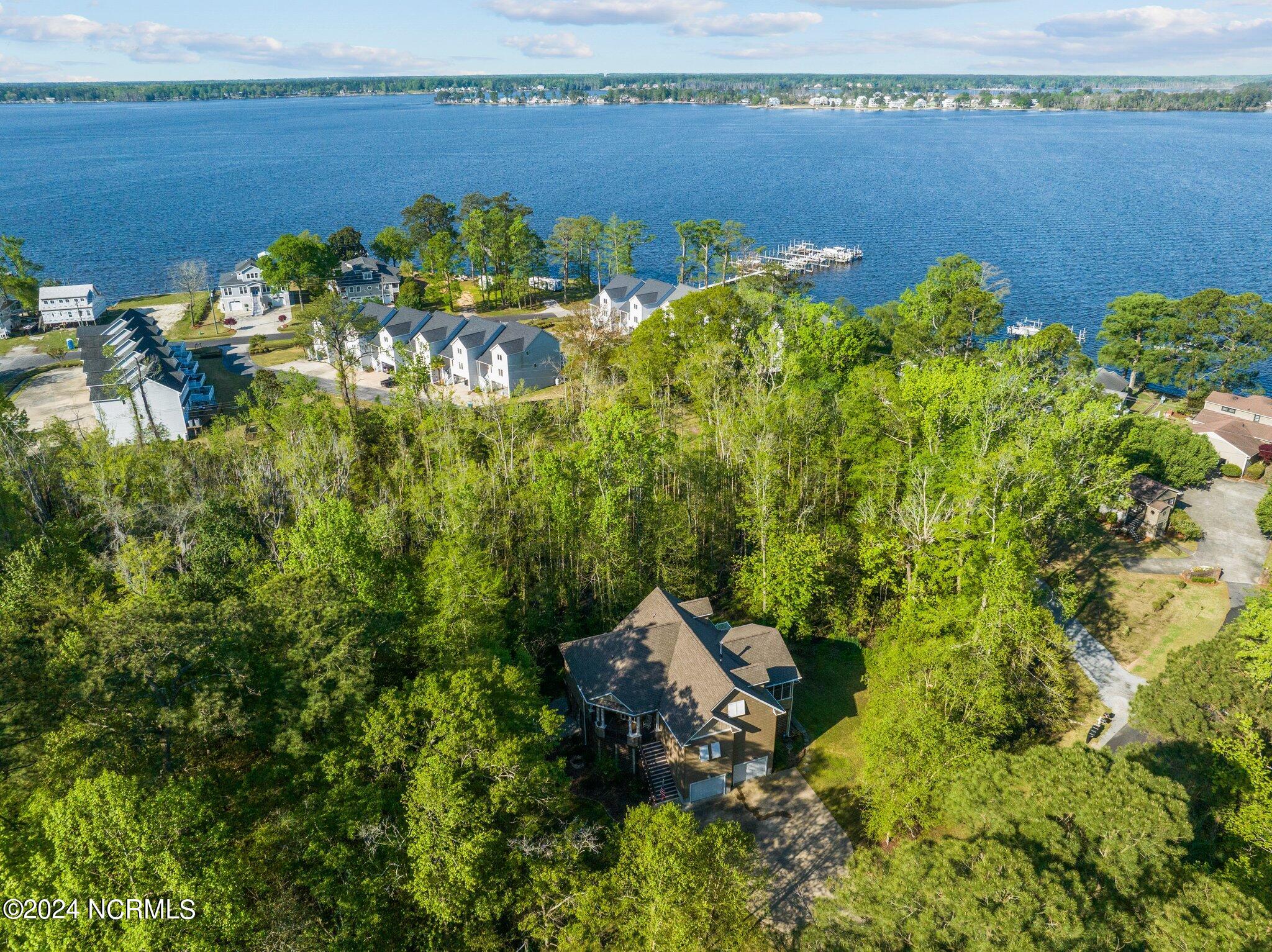 73 Edgewater Beach Road Washington, NC 27889 - Photo 4 of 65 67-web-or-mls-DJI_0466