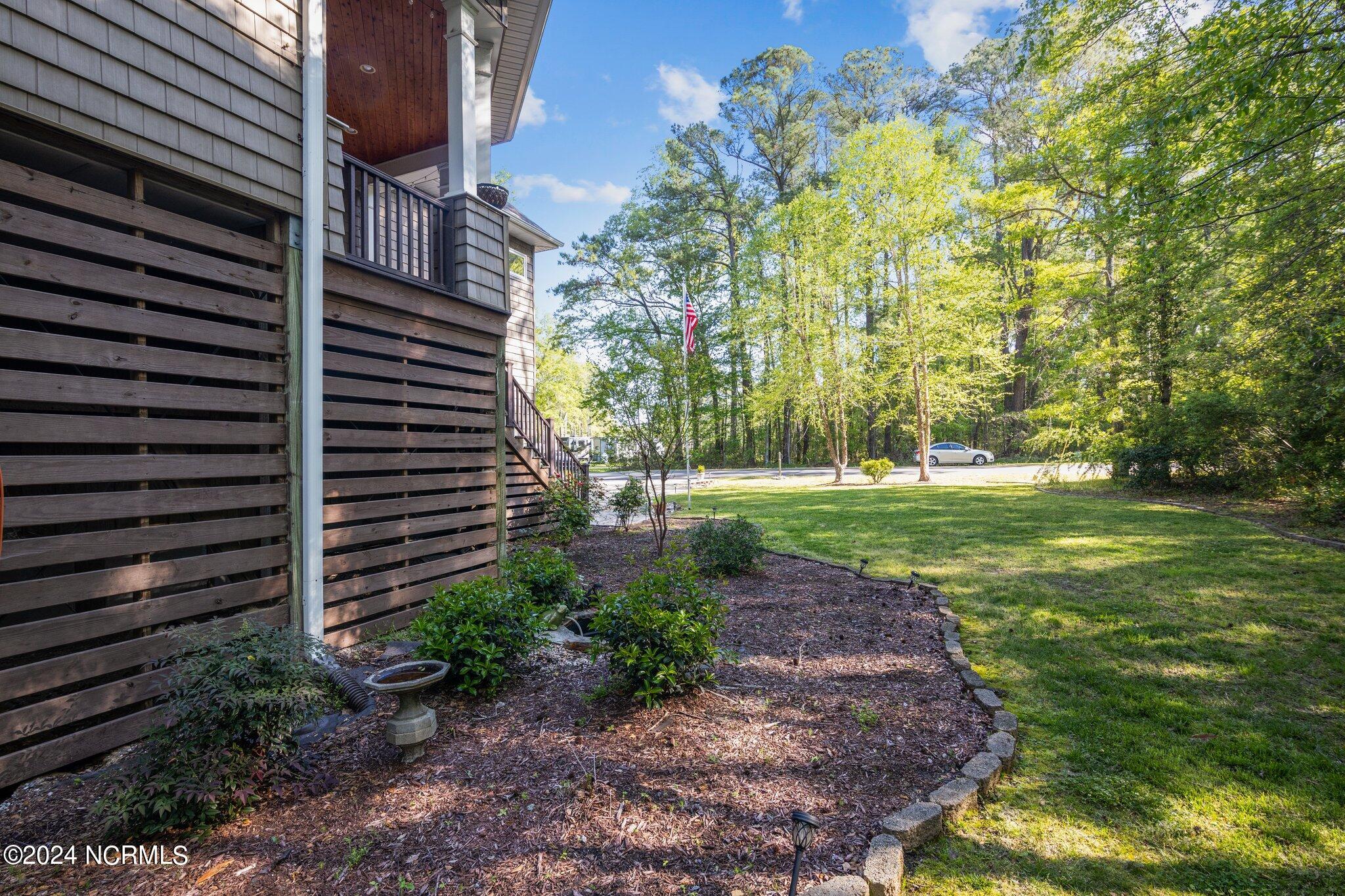 73 Edgewater Beach Road Washington, NC 27889 - Photo 57 of 65 16-web-or-mls-BLS_0014