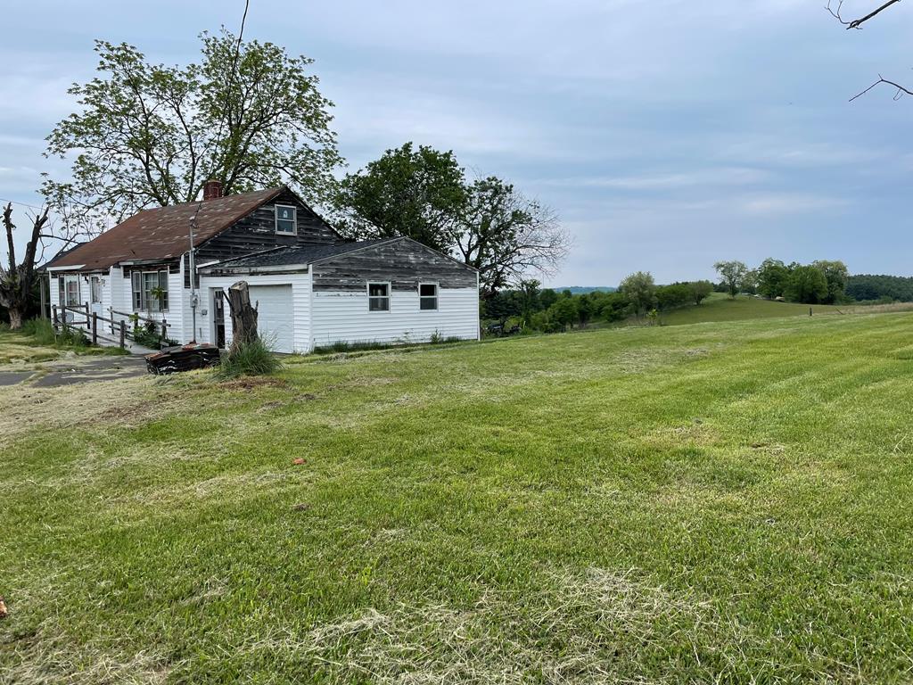 4106 Hebron Road Galax, VA 24333 - Photo 1 of 20 Gallery Image 1