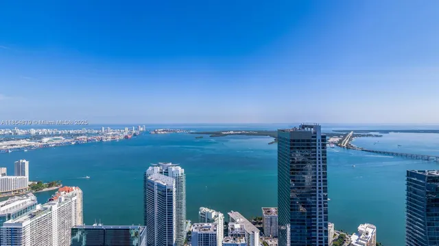 $7,143,900 | 1420 South Miami Avenue, Unit 7004, Miami, FL 33130