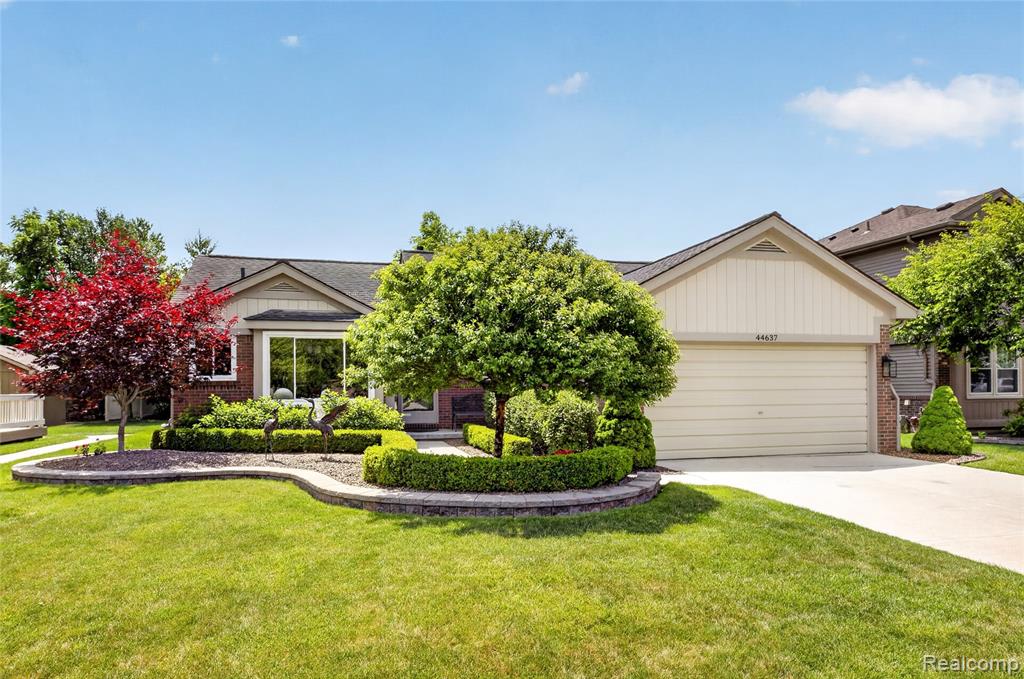 44637 Ridgefield Road Canton, MI 48188 - Photo 2 of 44