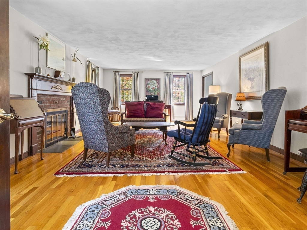 44 Bear Hill Road Sherborn, MA 01770 - Photo 9 of 23 Gallery Image 9