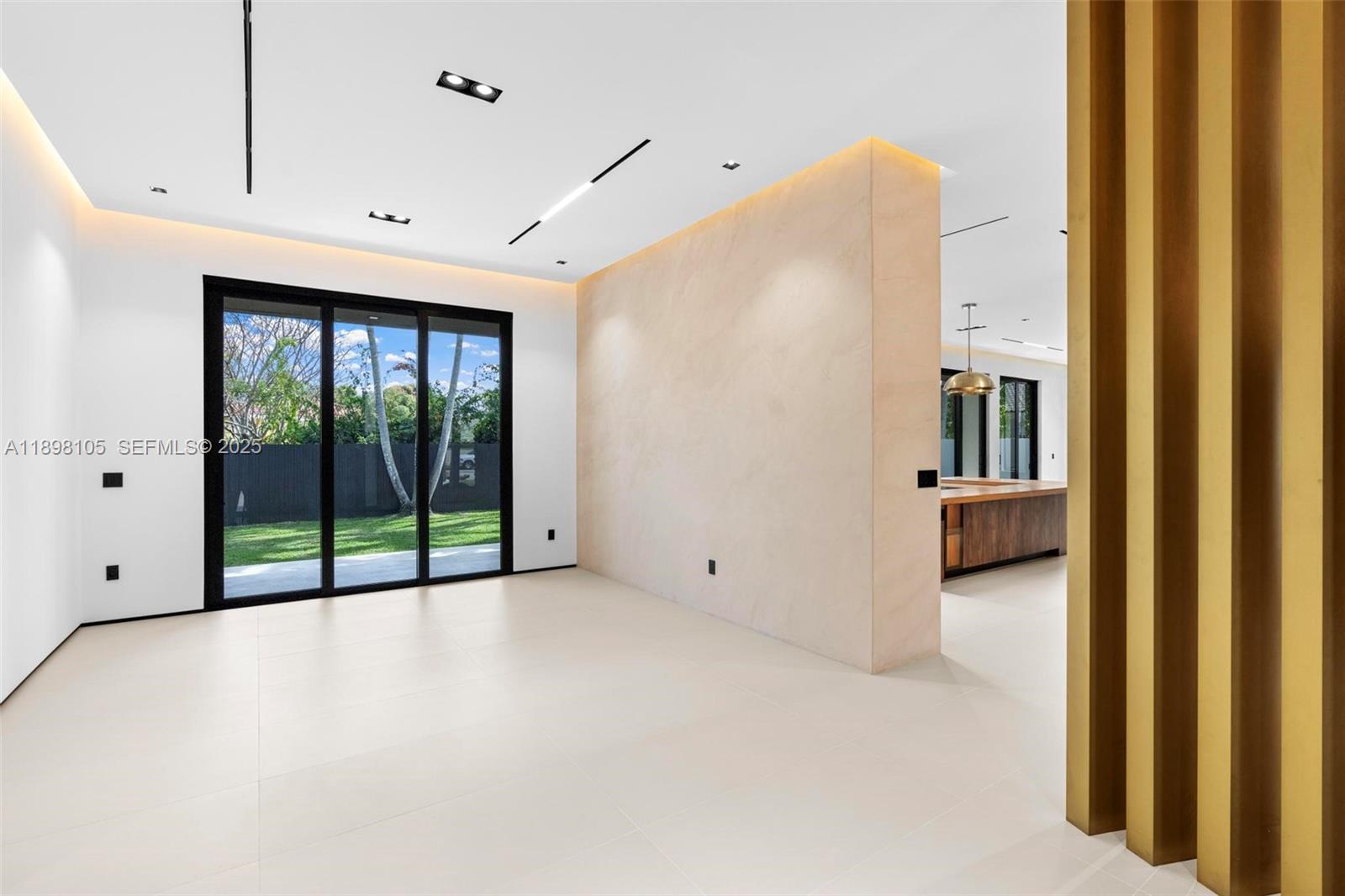 7755 Southwest 85th Court Miami, FL 33143 - Photo 10 of 70