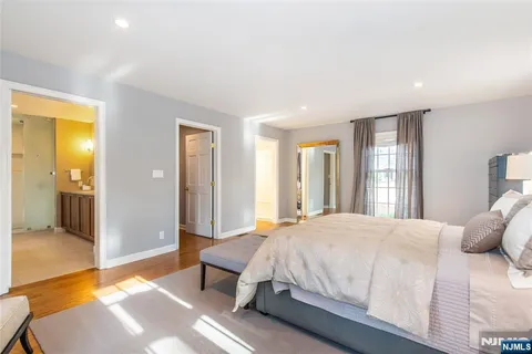 $2,999,999 | 112 Heller Way, Montclair, NJ 07043