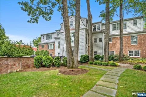 $2,999,999 | 112 Heller Way, Montclair, NJ 07043