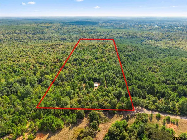 a view of an outdoor space with a lake view