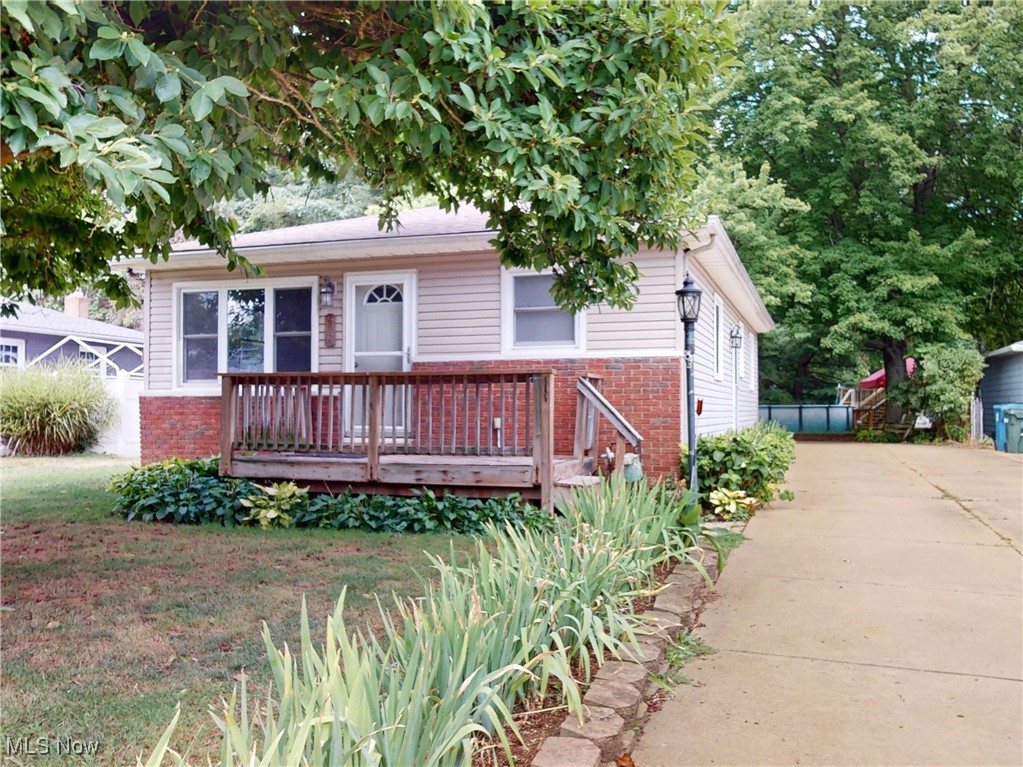2835 Farmdale Road Akron, OH 44312 - Photo 1 of 39 Gallery Image 1