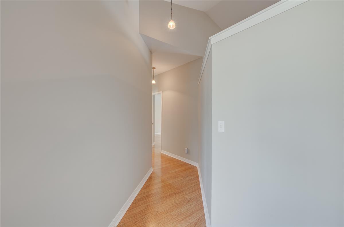 1818 Huntington Road Niceville, FL 32578 - Photo 19 of 53 a view of hallway with closet