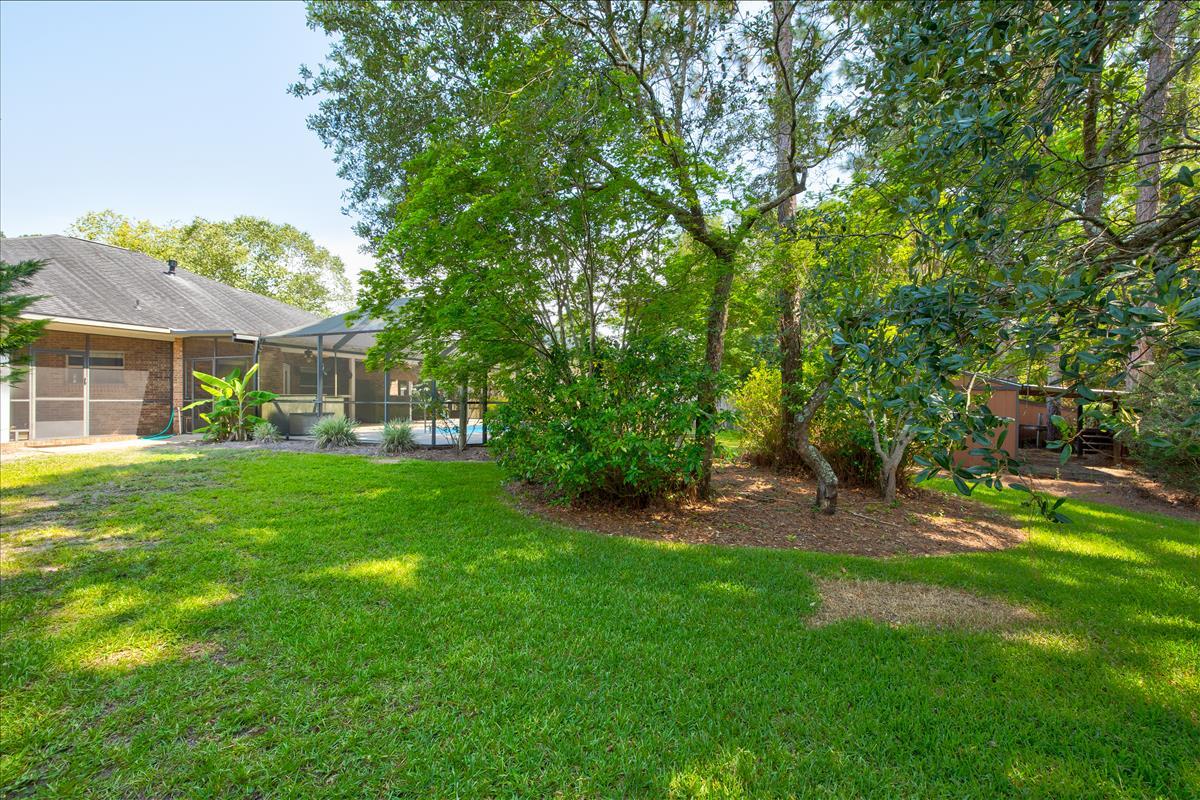 1818 Huntington Road Niceville, FL 32578 - Photo 49 of 53 a view of house with backyard