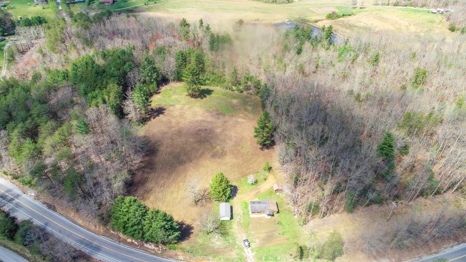 222 Genesis Road Lancing, TN 37770 - Photo 2 of 15 Gallery Image 2