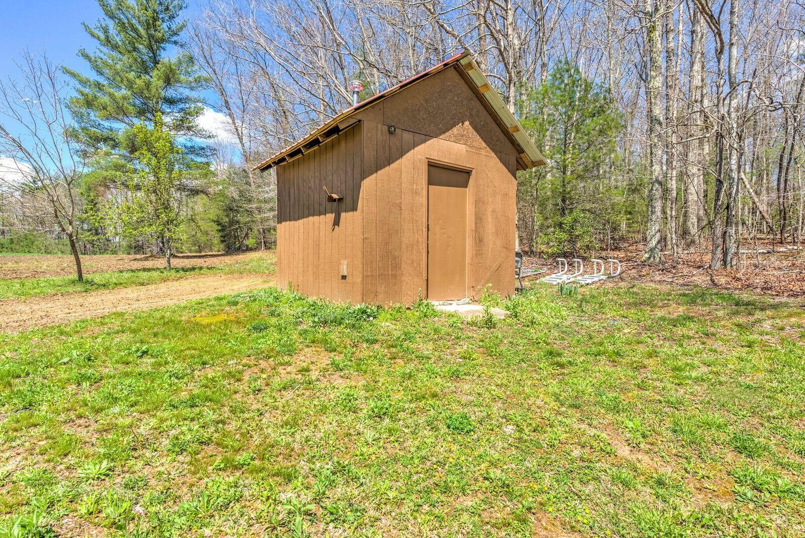 222 Genesis Road Lancing, TN 37770 - Photo 3 of 15 Gallery Image 3