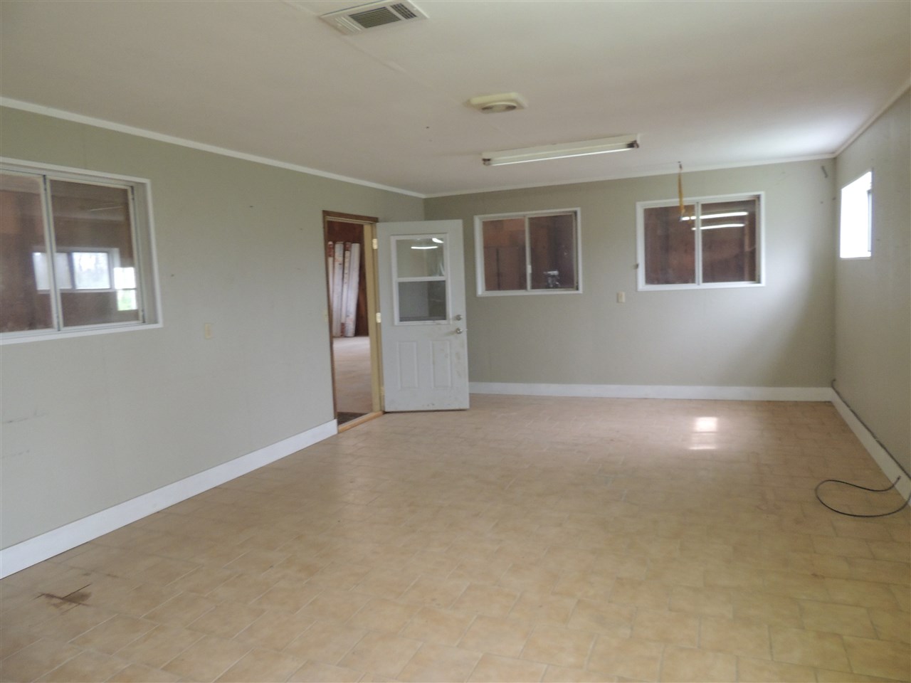 4343 West Sumner Road Leaf River, IL 61047 - Photo 10 of 40 Gallery Image 10
