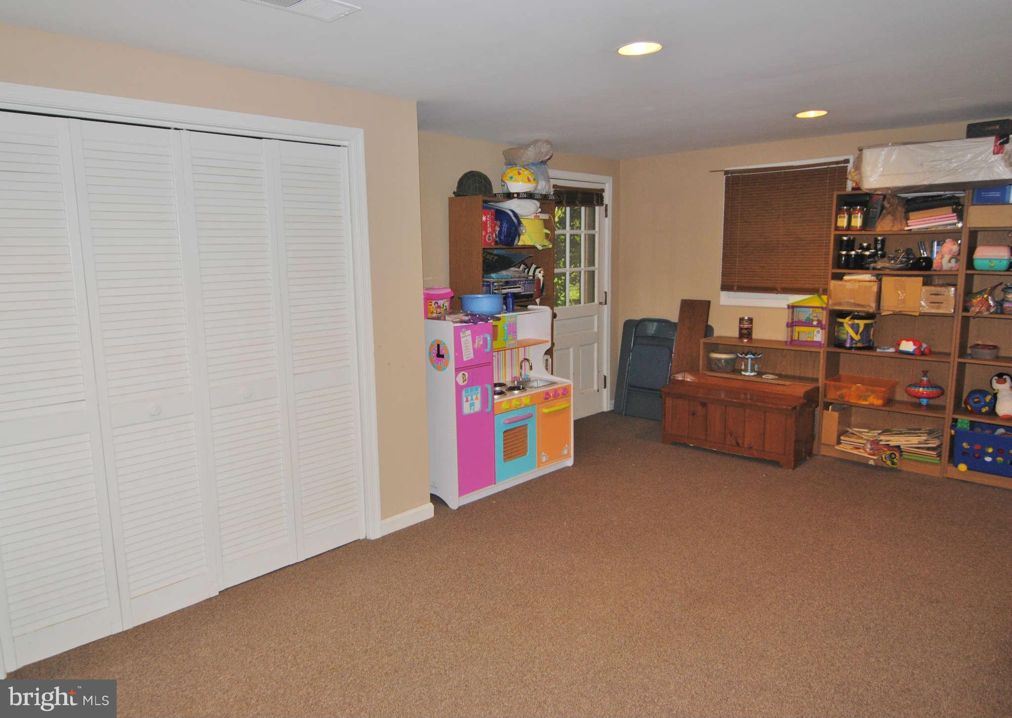 8007 Lady Lewis Court Springfield, VA 22153 - Photo 22 of 30 Interior (General)