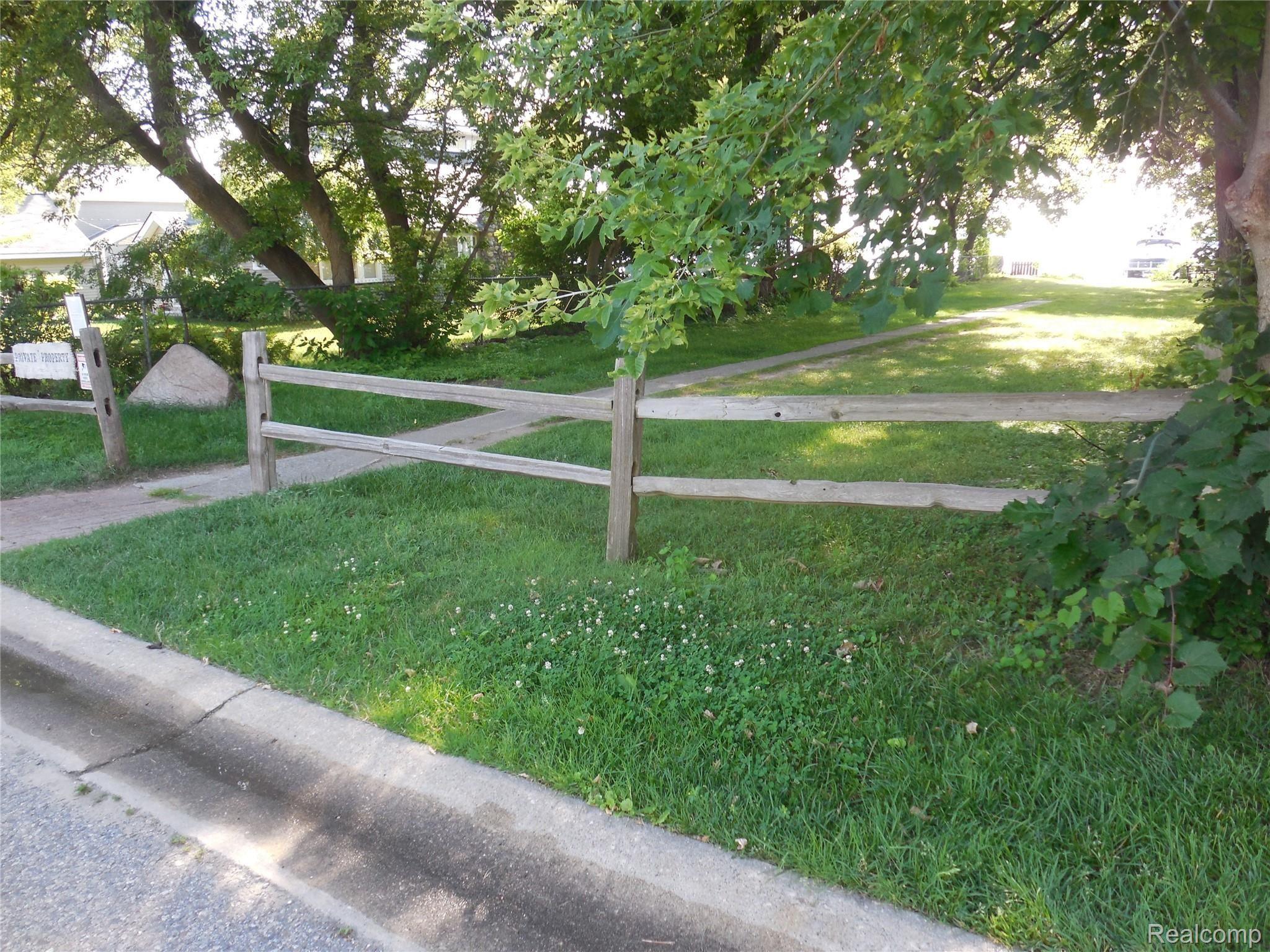 117 Rexton Street Novi, MI 48377 - Photo 48 of 66 Area for the community