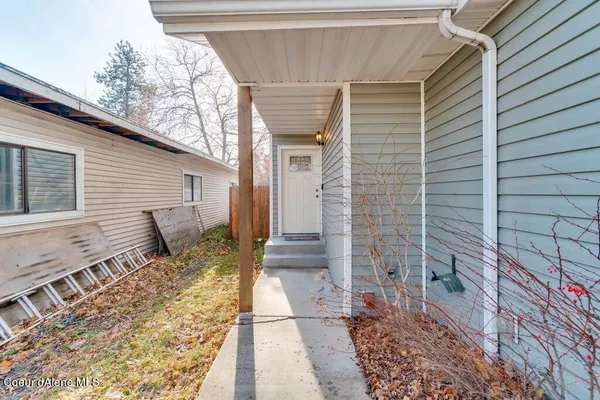 $330,000 | 109 West 19th Avenue, Unit A, Post Falls, ID 83854