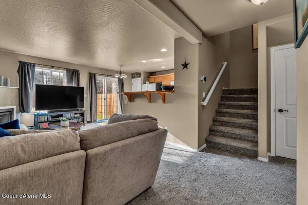 $330,000 | 109 West 19th Avenue, Unit A, Post Falls, ID 83854
