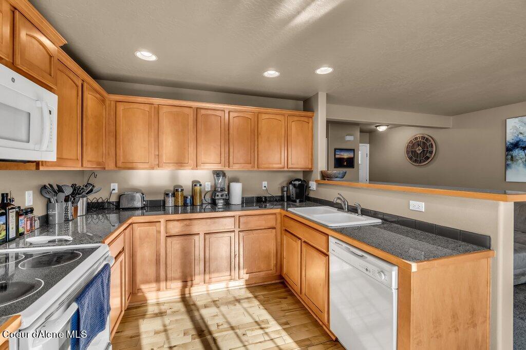 109 West 19th Avenue, Unit A Post Falls, ID 83854 - Photo 9 of 22 Kitchen