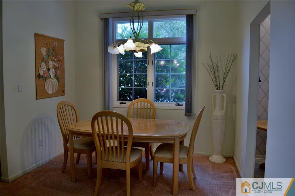 32 Winthrop Road Monroe Township, NJ 08831 - Photo 4 of 16 Gallery Image 4