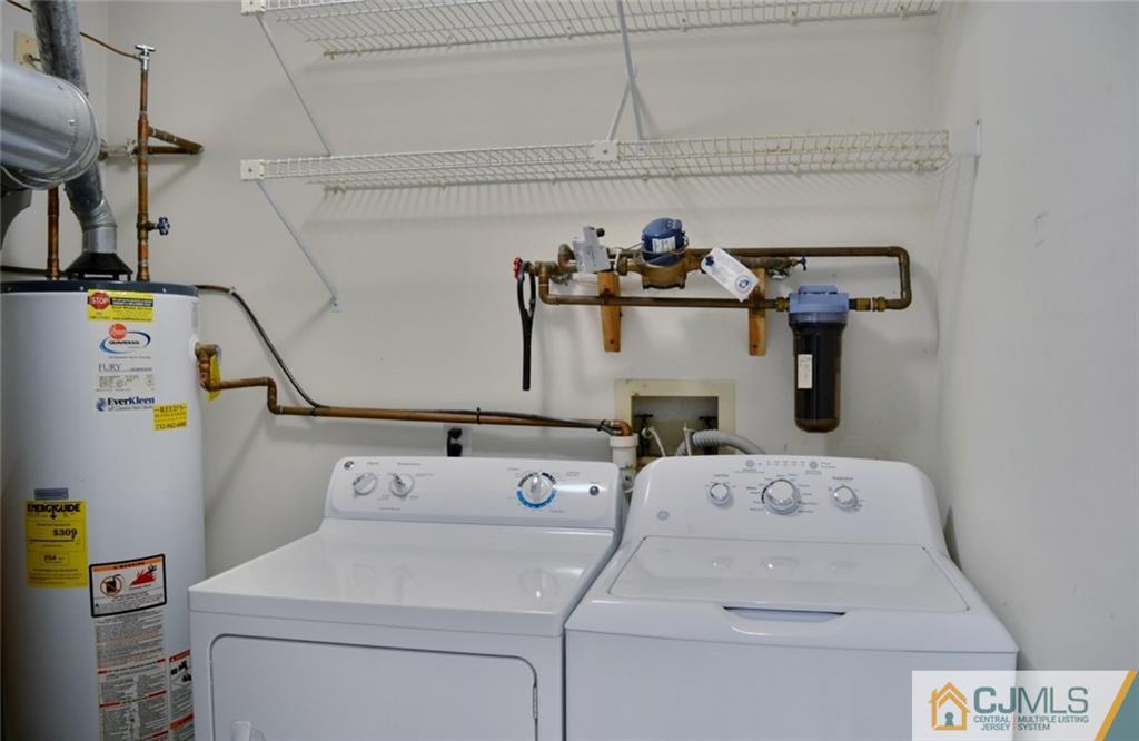 32 Winthrop Road Monroe Township, NJ 08831 - Photo 7 of 16 Gallery Image 7