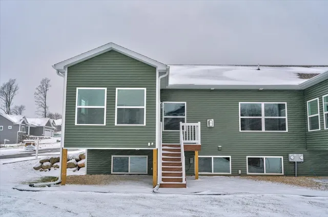 $469,900 | 201 Mariahwynn Terrace, Lodi, WI 53555