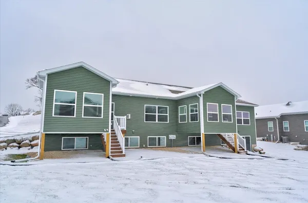 $469,900 | 201 Mariahwynn Terrace, Lodi, WI 53555