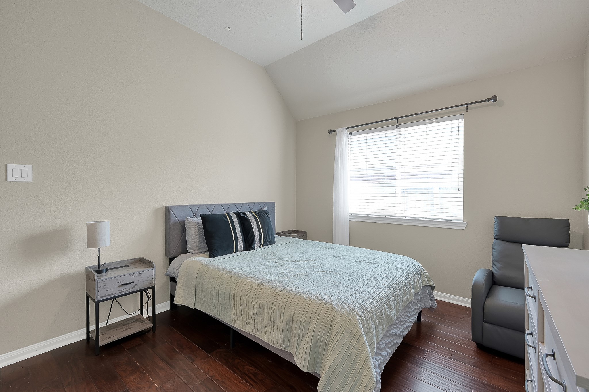 180 Park Way Conroe, TX 77356 - Photo 16 of 23 a bedroom with a bed and a couch