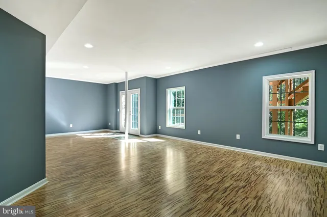 $875,000 | 15333 Wits End Drive, Woodbridge, VA 22193