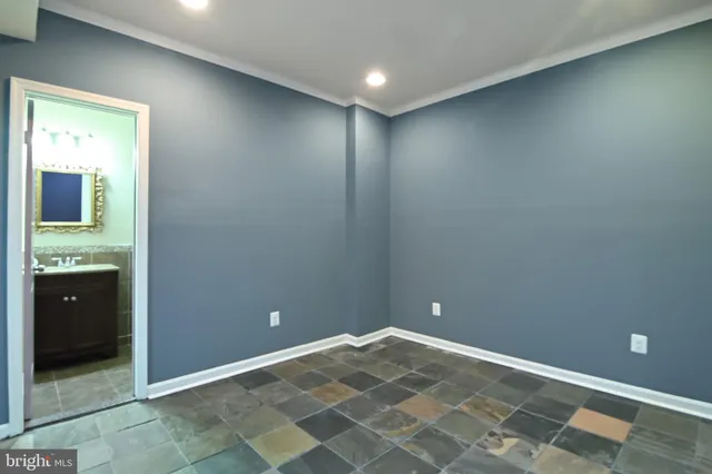 $875,000 | 15333 Wits End Drive, Woodbridge, VA 22193