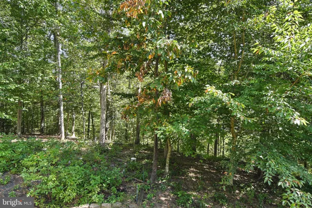 $875,000 | 15333 Wits End Drive, Woodbridge, VA 22193