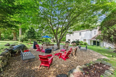 $1,395,000 | 62 Sprain Valley Road, Scarsdale, NY 10583
