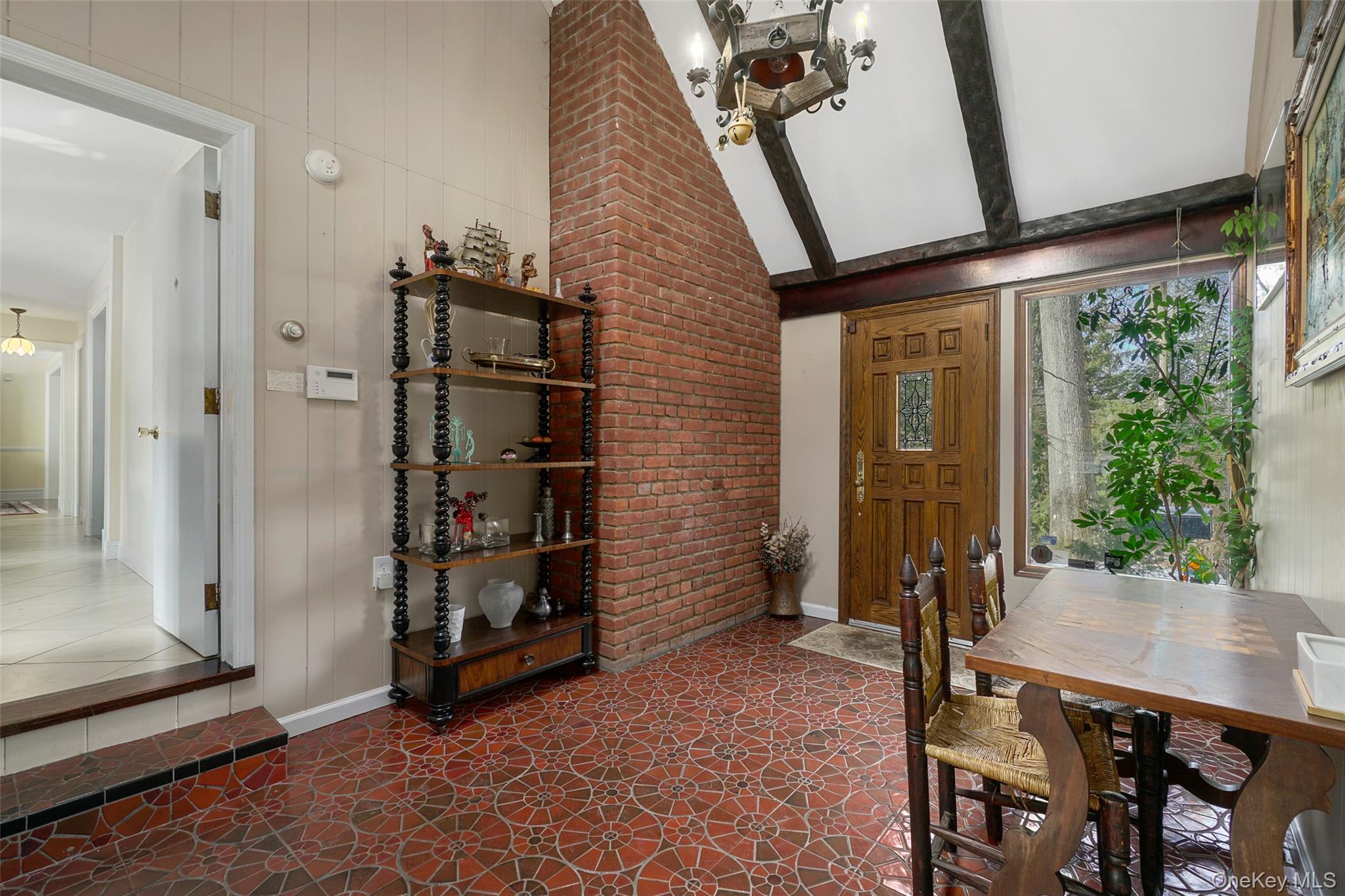 62 Sprain Valley Road Scarsdale, NY 10583 - Photo 9 of 21 Mudroom with access to 2-car garage and laundry