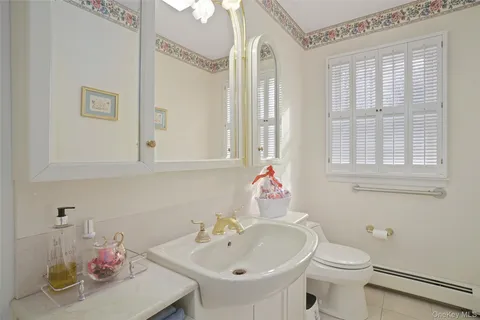 $1,395,000 | 62 Sprain Valley Road, Scarsdale, NY 10583