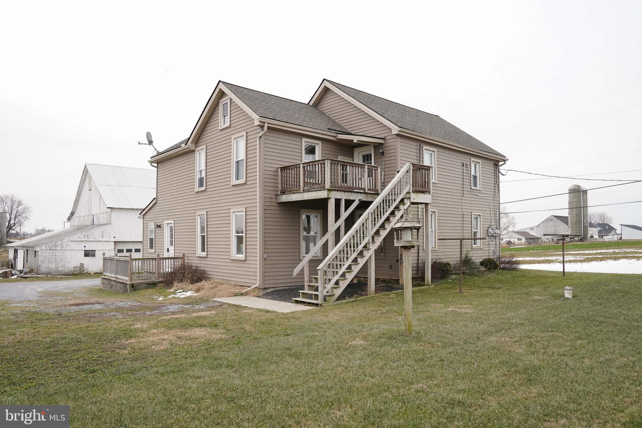 259 Monterey Road Bird-in-Hand, PA 17505 - Photo 4 of 32 Gallery Image 4