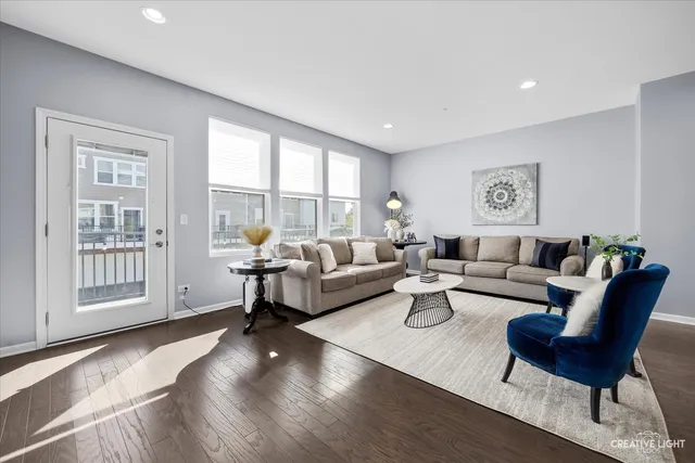 $495,000 | 3570 Sawgrass Drive, Woodridge, IL 60517