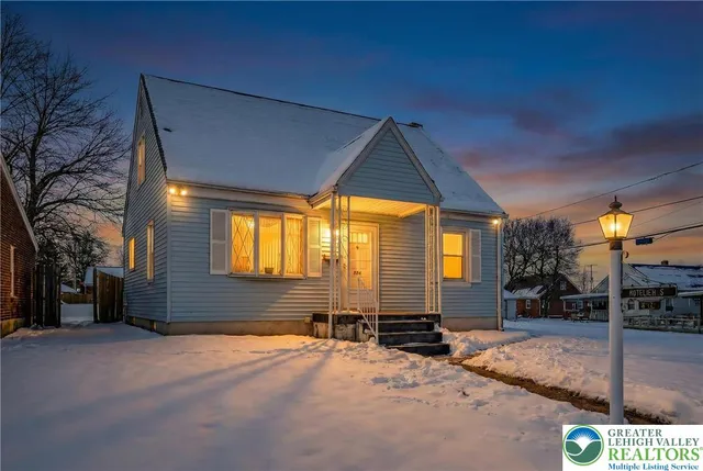 $309,900 | 534 2nd Street, Whitehall, PA 18052