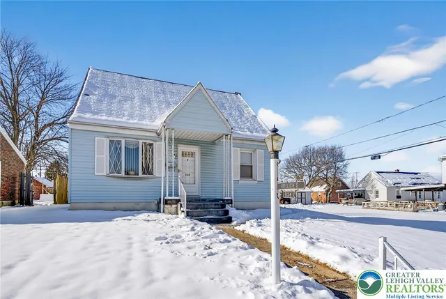 $309,900 | 534 2nd Street, Whitehall, PA 18052