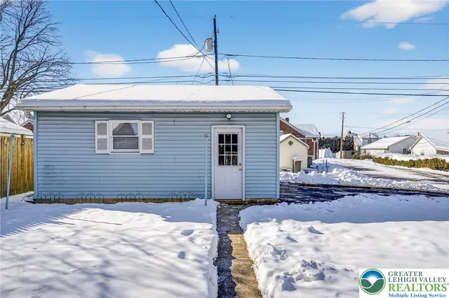 $309,900 | 534 2nd Street, Whitehall, PA 18052