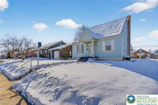 $309,900 | 534 2nd Street, Whitehall, PA 18052