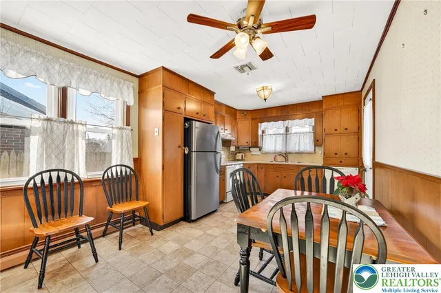 $309,900 | 534 2nd Street, Whitehall, PA 18052