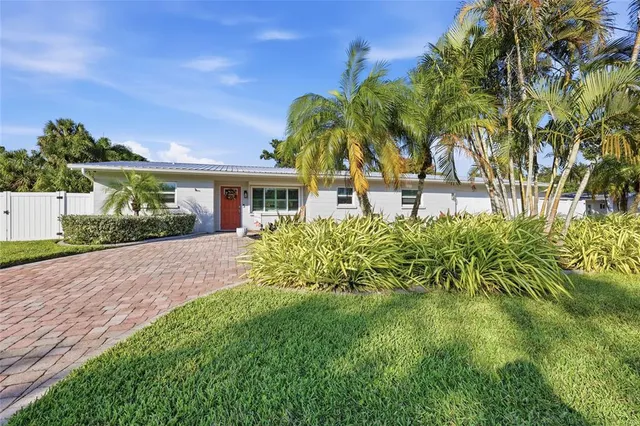 $675,000 | 2437 Clematis Street, Sarasota, FL 34239