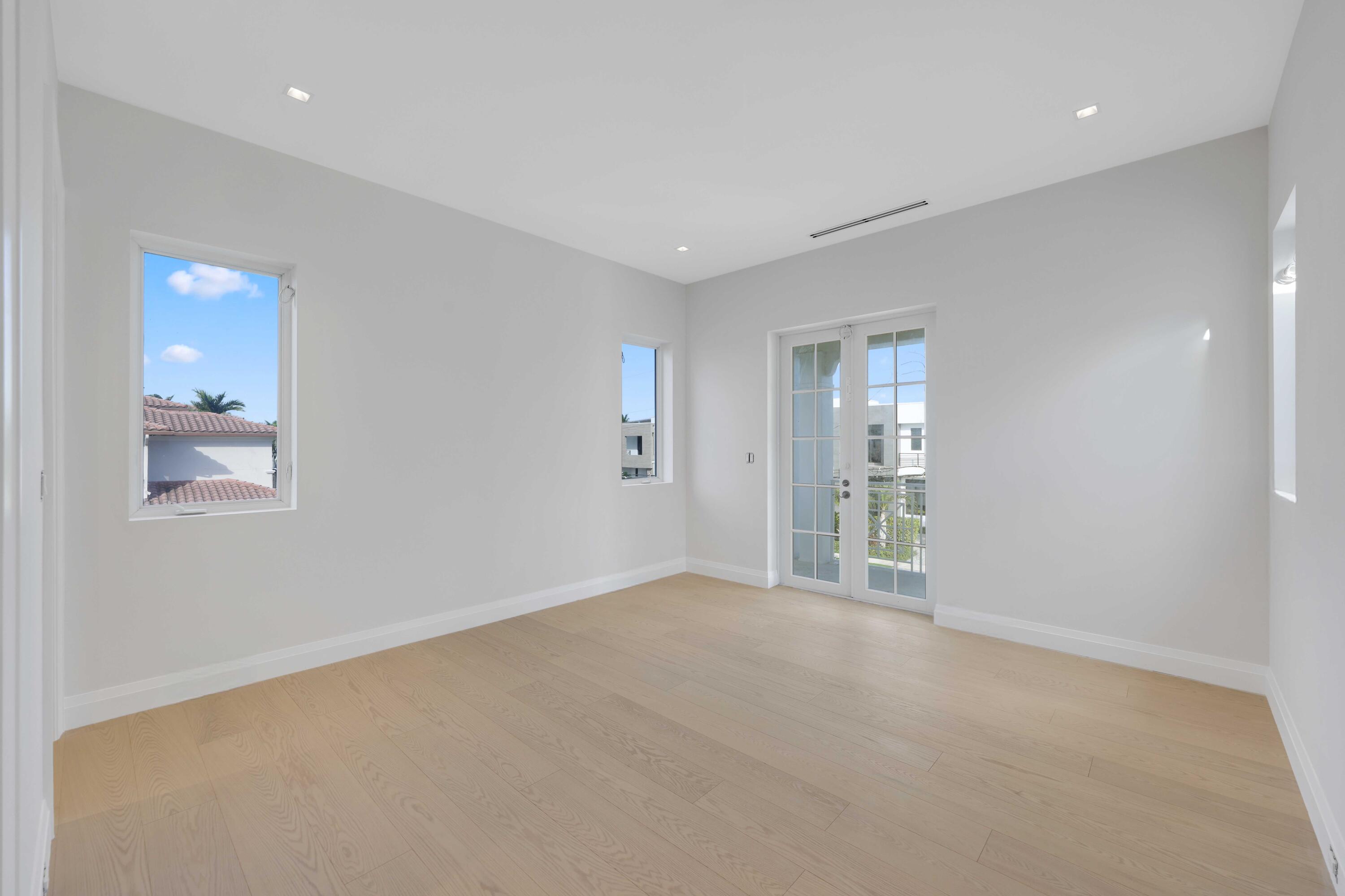 810 Northeast 70th Street Boca Raton, FL 33487 - Photo 31 of 32 810 NE 70th Street