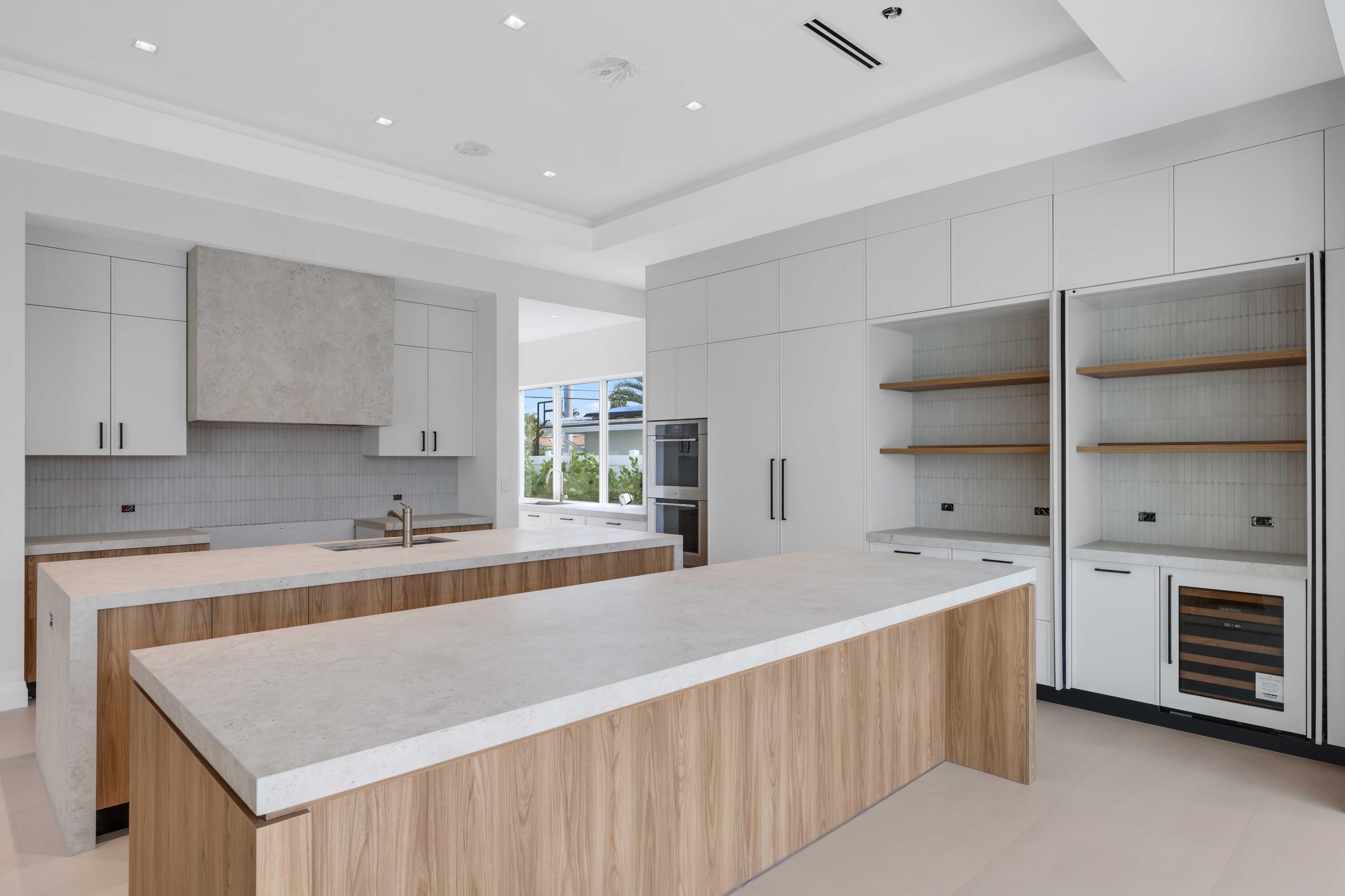 810 Northeast 70th Street Boca Raton, FL 33487 - Photo 7 of 32 810 NE 70th Street