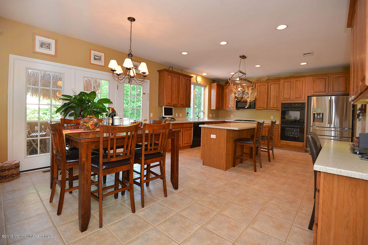34 Windswept Road Holmdel, NJ 07733 - Photo 19 of 55 7