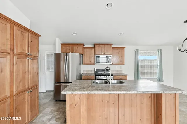 $79,900 | 10936 East Apache Trail, Unit 71, Apache Junction, AZ 85120