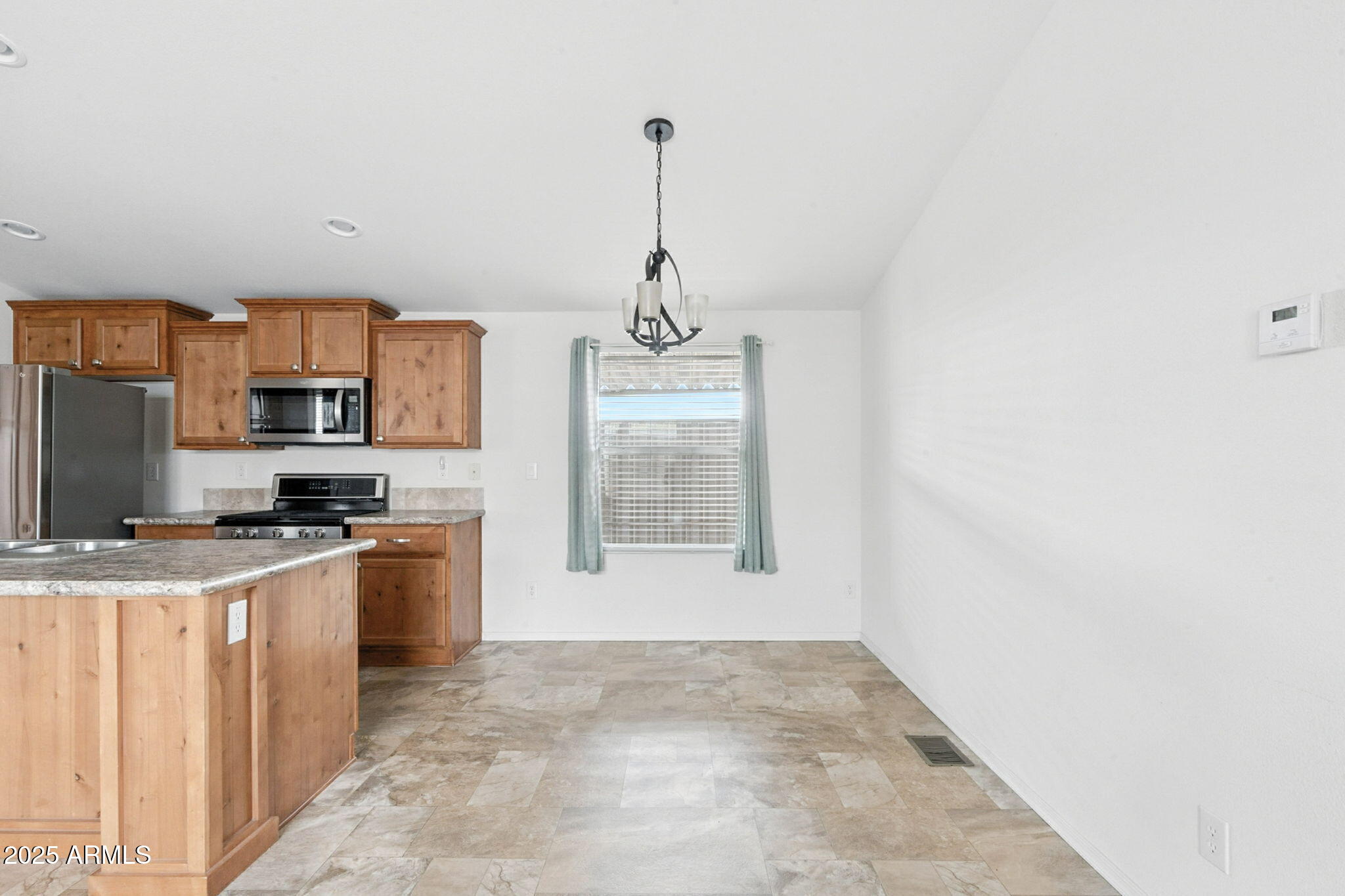 10936 East Apache Trail, Unit 71 Apache Junction, AZ 85120 - Photo 19 of 48 20-web-or-mls-Apache-20