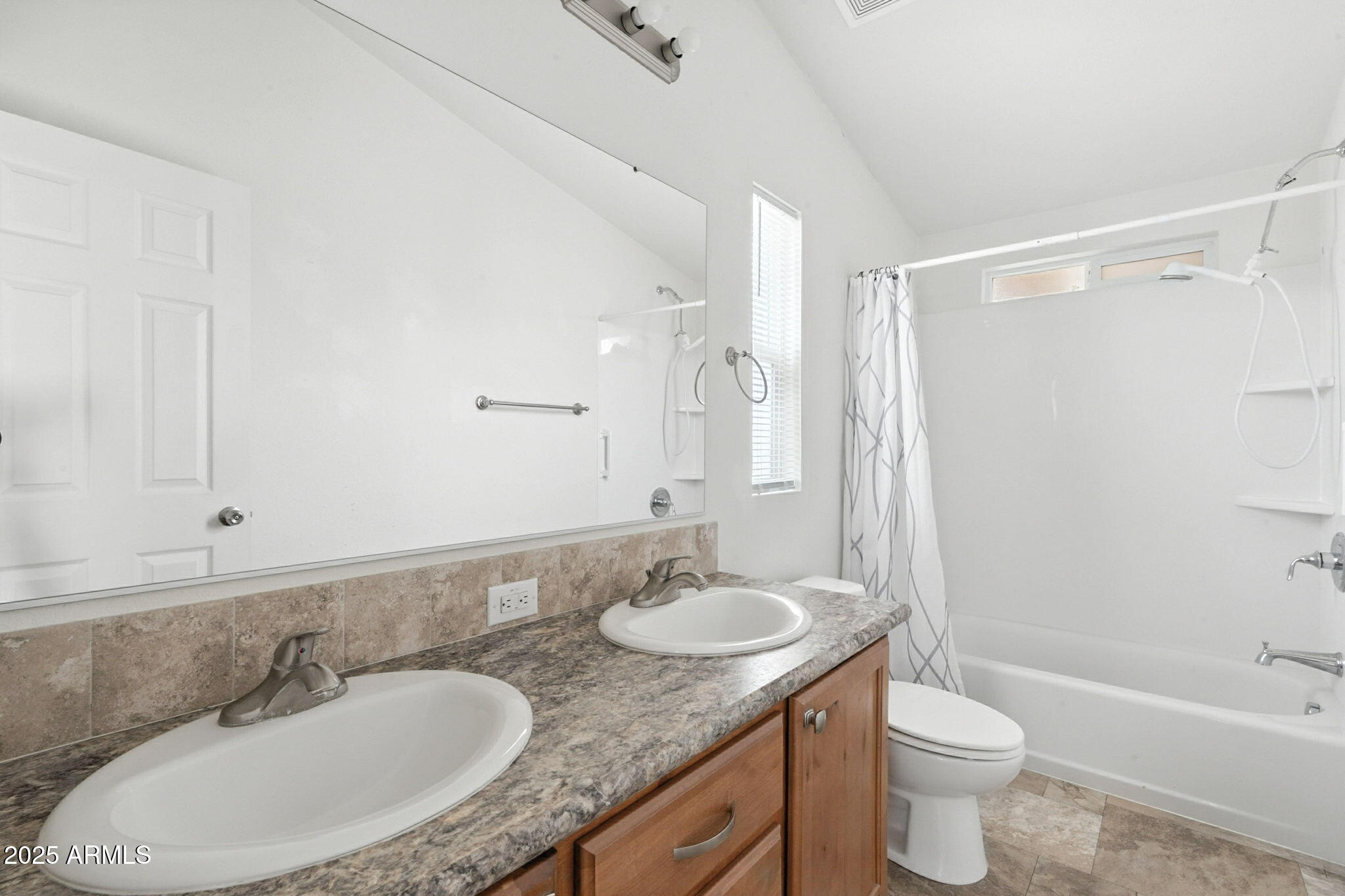 10936 East Apache Trail, Unit 71 Apache Junction, AZ 85120 - Photo 31 of 48 32-web-or-mls-Apache-32