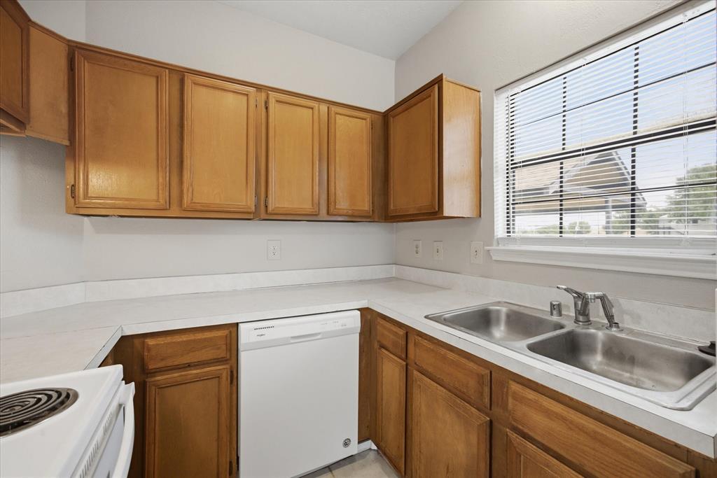 4434 Point Boulevard, Unit 106 Garland, TX 75043 - Photo 10 of 27