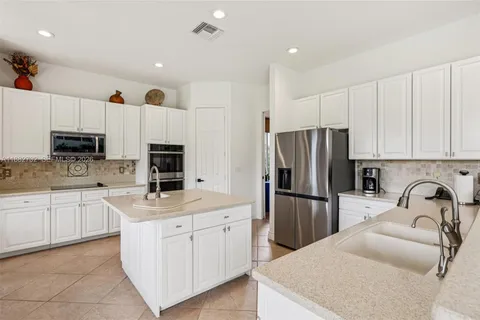 $1,289,000 | 11759 Paradise Cove Lane, Wellington, FL 33449
